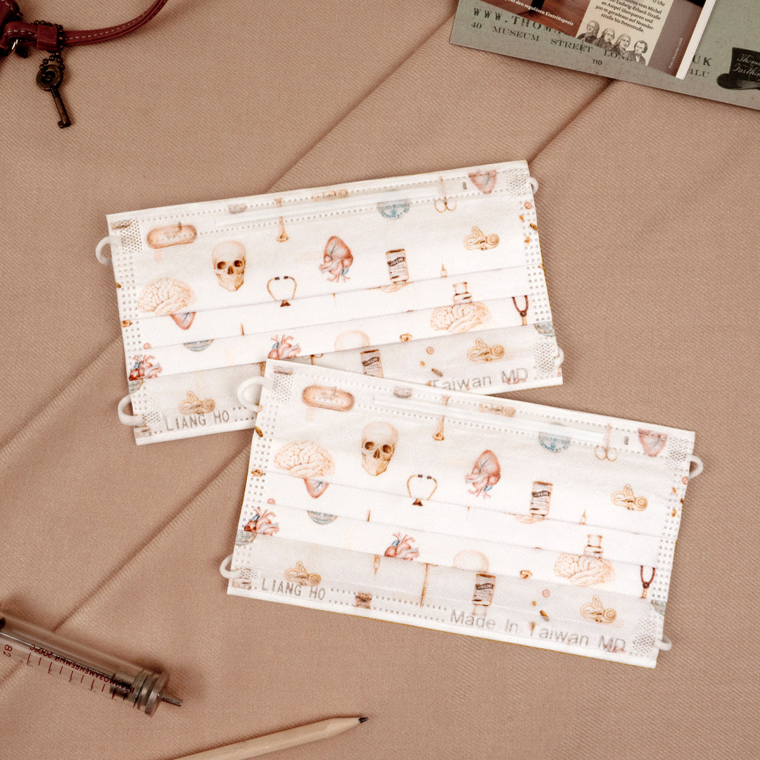 Medical Mask and Folder Set – EMMACHENG